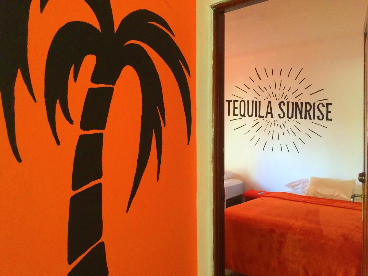 Tequila Sunrise Hostel Città del Guatemala Esterno foto